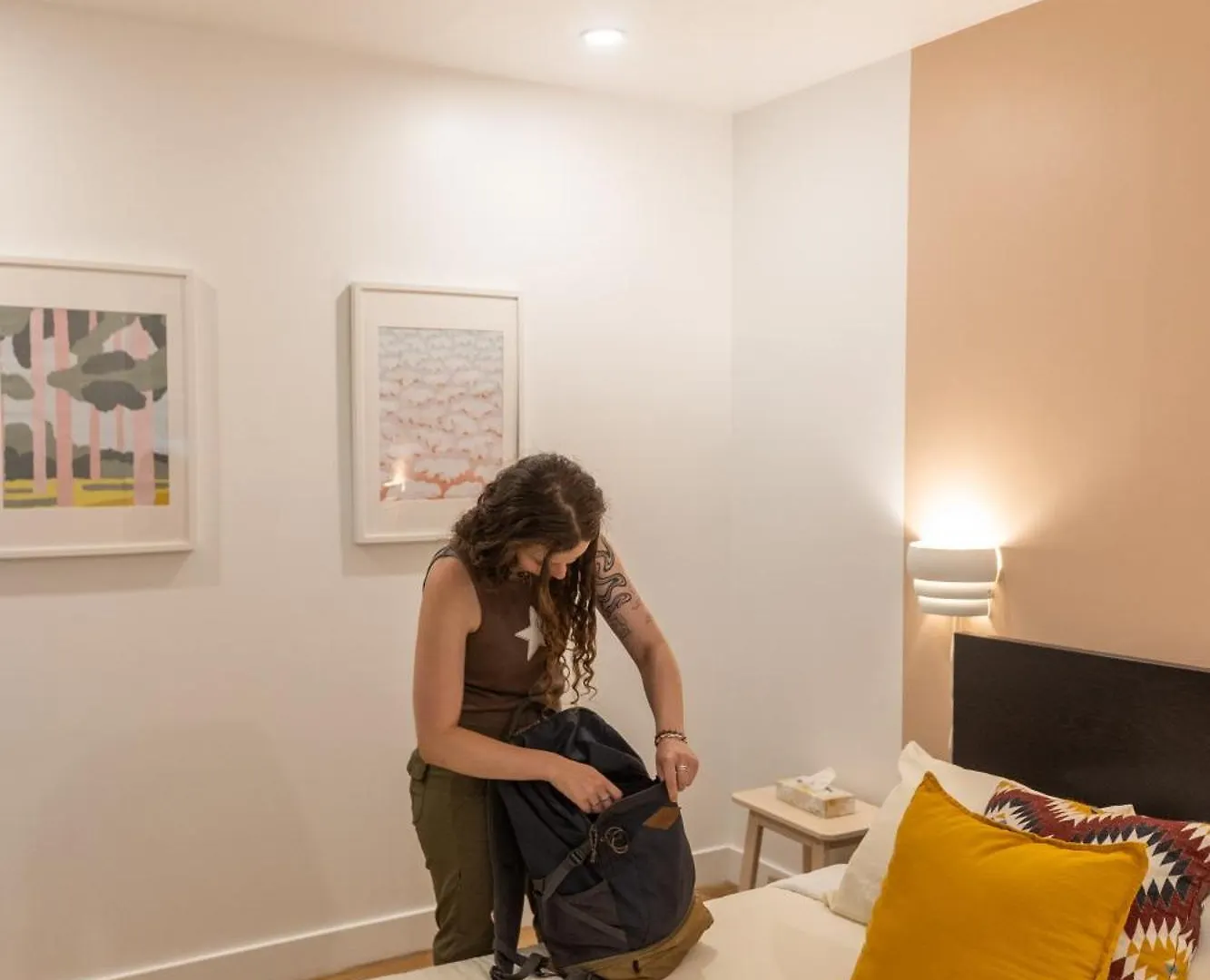 Auberge Saintlo Montreal Hostel