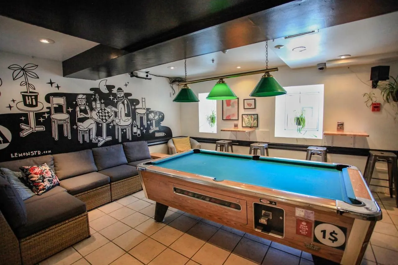Auberge Saintlo Montreal Hostel Καναδάς