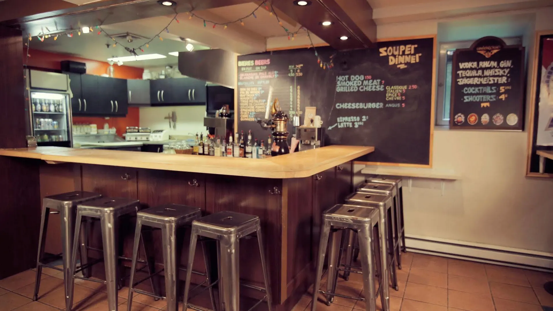 Auberge Saintlo Montréal Hostel Canadá